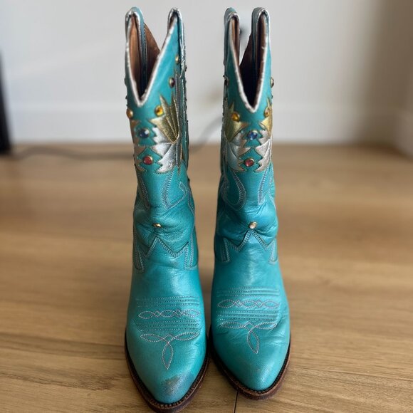 Cowboy boots - Picture 1 of 3